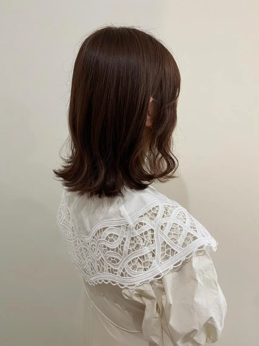 ミディアム 川野 彩海のヘアスタイル