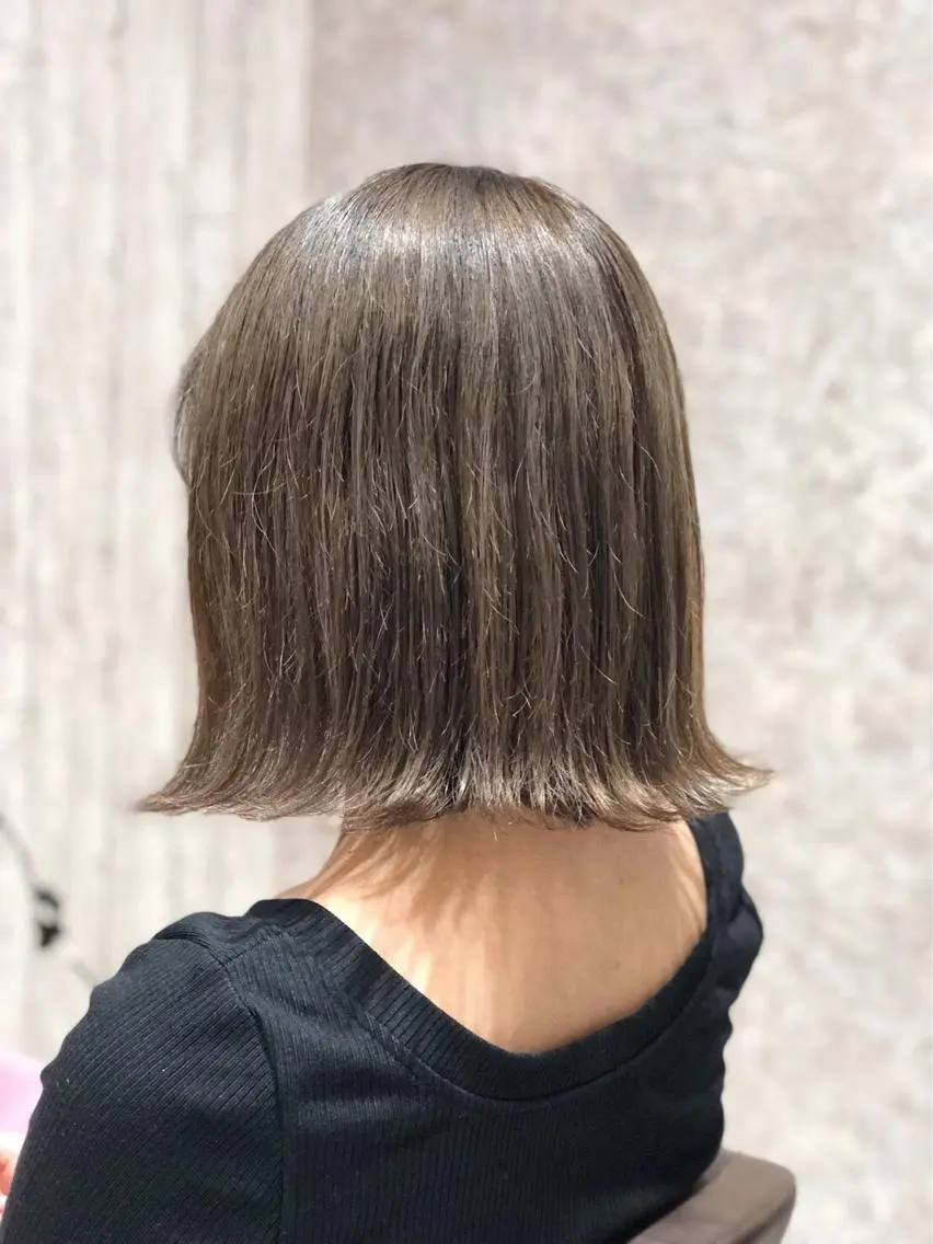 ショート カラー シルバー 🫟Blanco🫟 Color&Careのヘアスタイル
