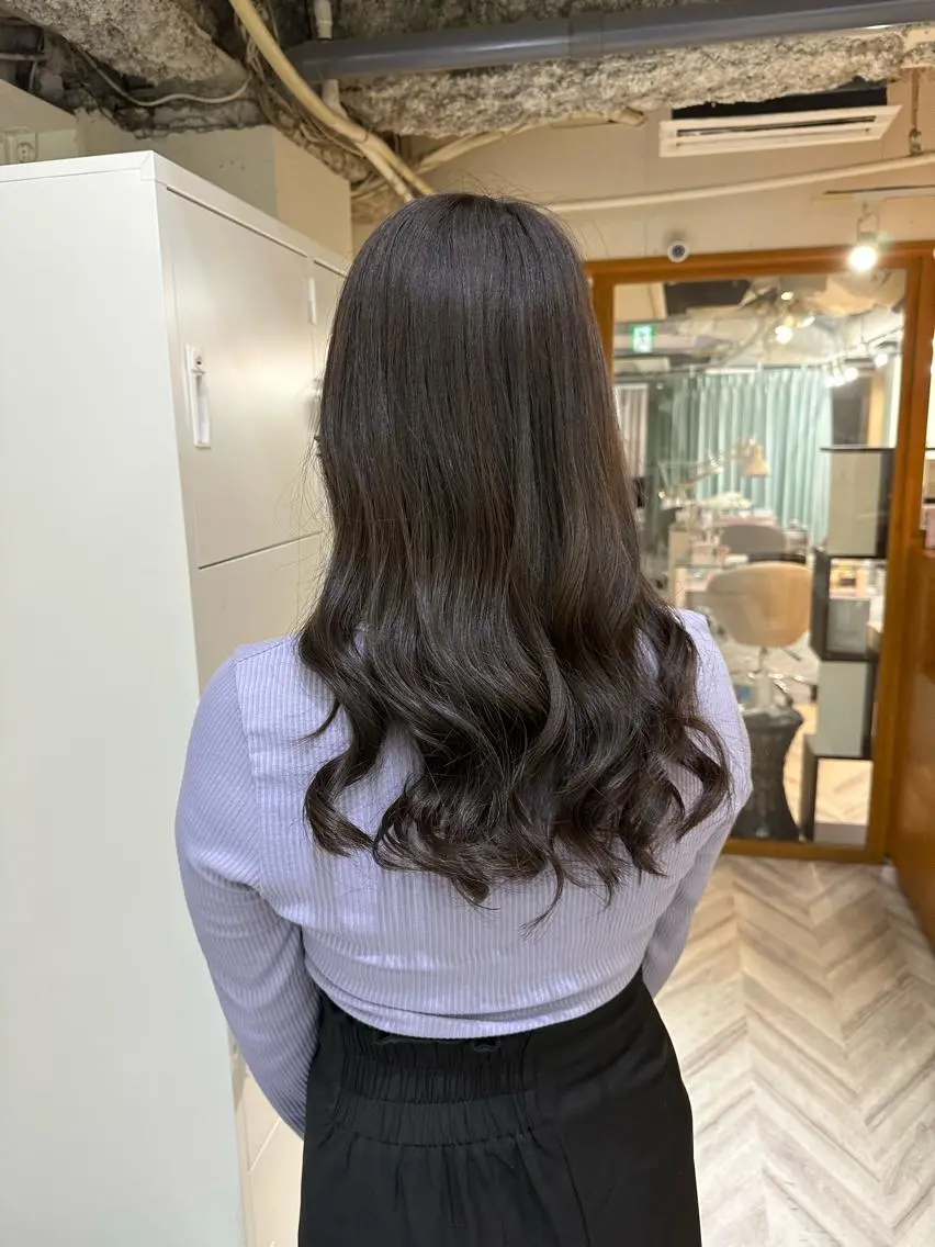 セミロング ヘアセット 韓国ヘア×ハイトーン AYA💫のヘアスタイル