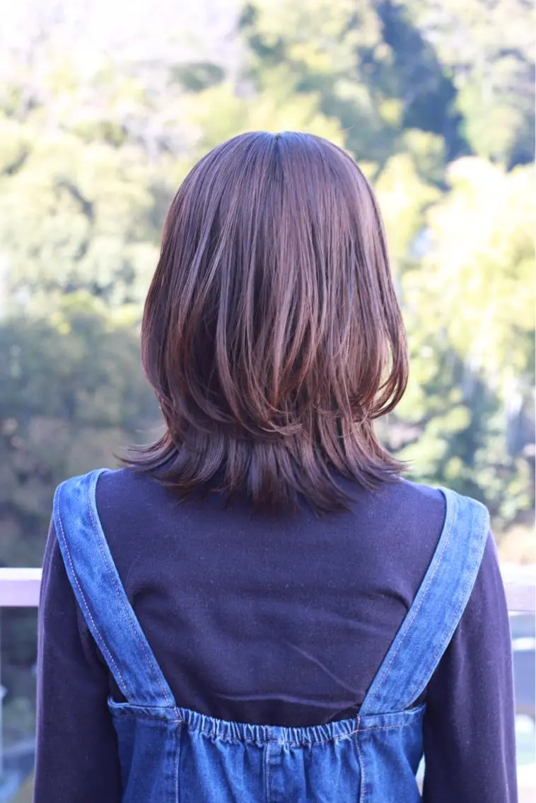 ミディアム カラー ウルフカット カット ヘアカラー Viage （ビアージュ）のヘアスタイル
