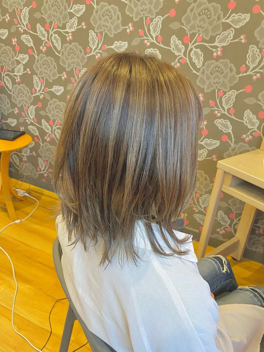 ミディアム カラー 酸性ストレート/ブリ ーチなしWカラー河本のヘアスタイル
