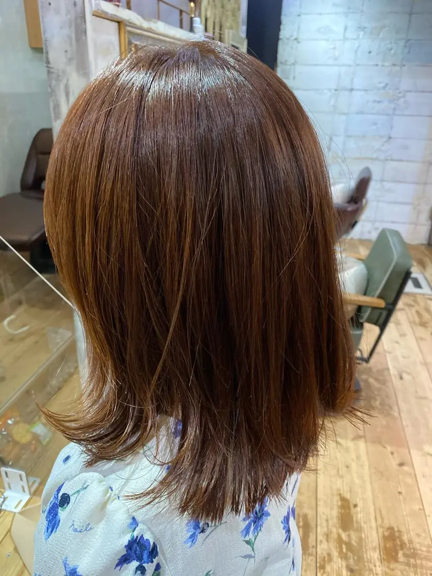 ミディアム カラー くびれヘア カット トリートメント 【韓国レイヤー特化 ハッシュカット】のヘアスタイル