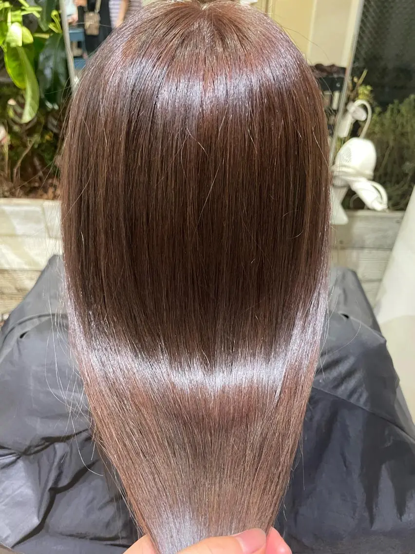 ロング イシバシ ミナミのヘアスタイル