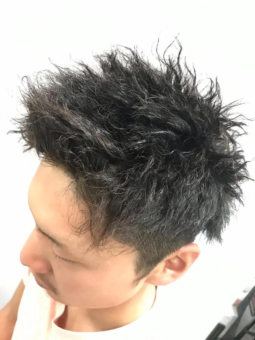 ショート パーマ メンズ メンズパーマ メンズツイストパーマ ツイストパーマ 田中 真衣のヘアスタイル