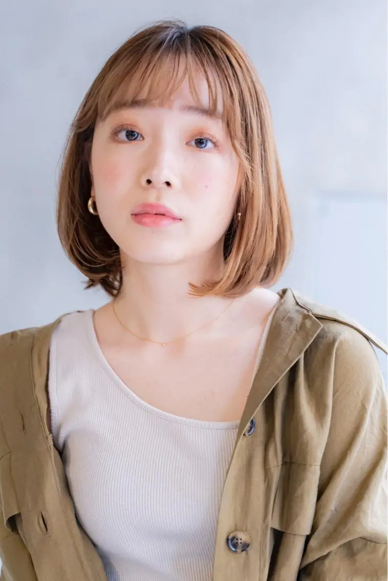 カラー ベージュカラー ハイトーンカラー ミルクティーベージュ 🏄MUSASHI カラー/レイヤー/のヘアスタイル
