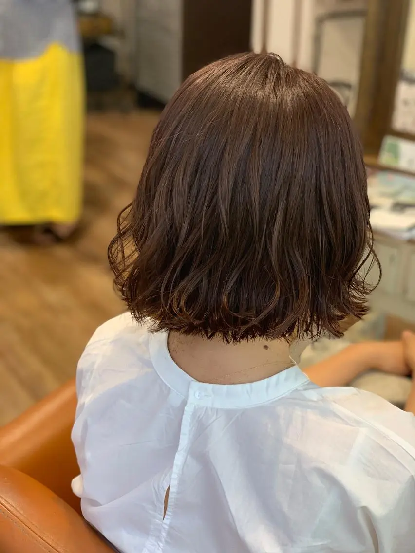 ショート カラー 切りっぱなしボブ ベージュカラー ボブ ヘアカラー 寺田 彩記のヘアスタイル