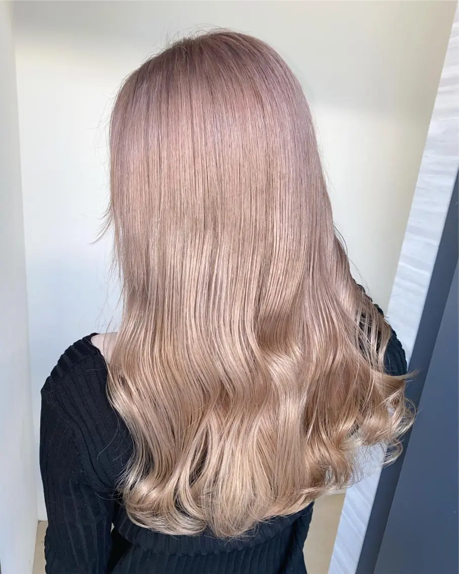 セミロング カラー ベージュカラー ピンクカラー ピンクベージュ カット ヘアカラー ✨ブリーチ無し 透明感HIDEのヘアスタイル