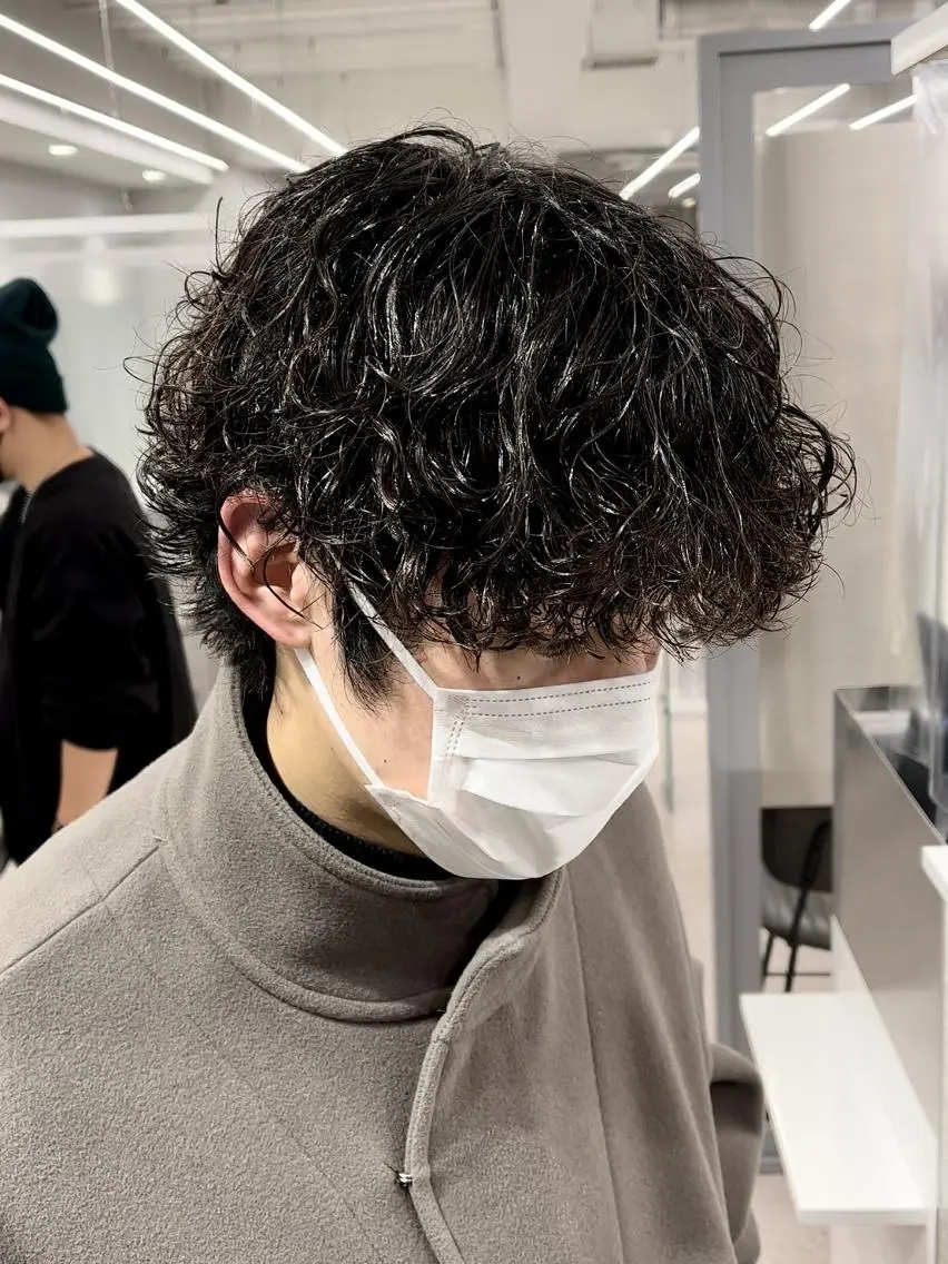 ショート 京都河原町 メンズパーマ助川龍哉のヘアスタイル