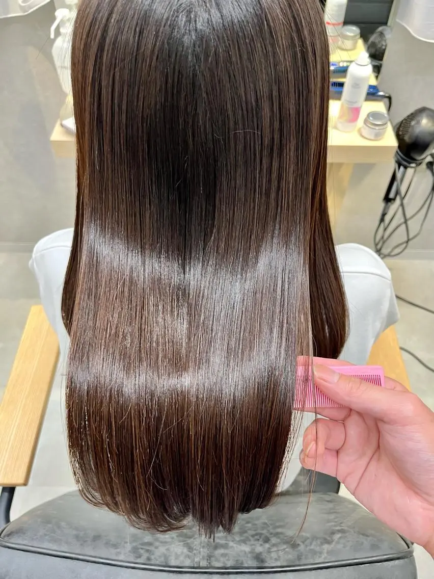 セミロング トリートメント 酸熱トリートメント カット トリートメント 天野 涼のヘアスタイル