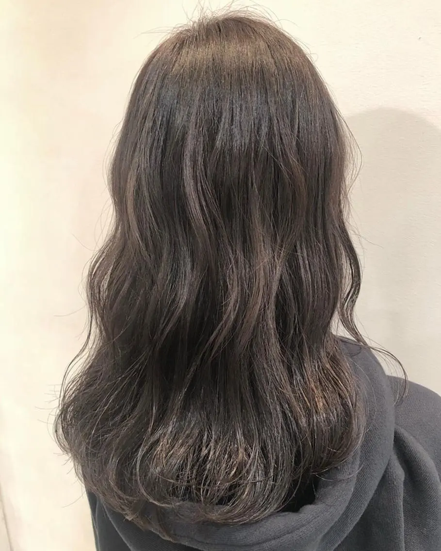 セミロング 冨永 志穂の眉毛・アイブロウイメージ