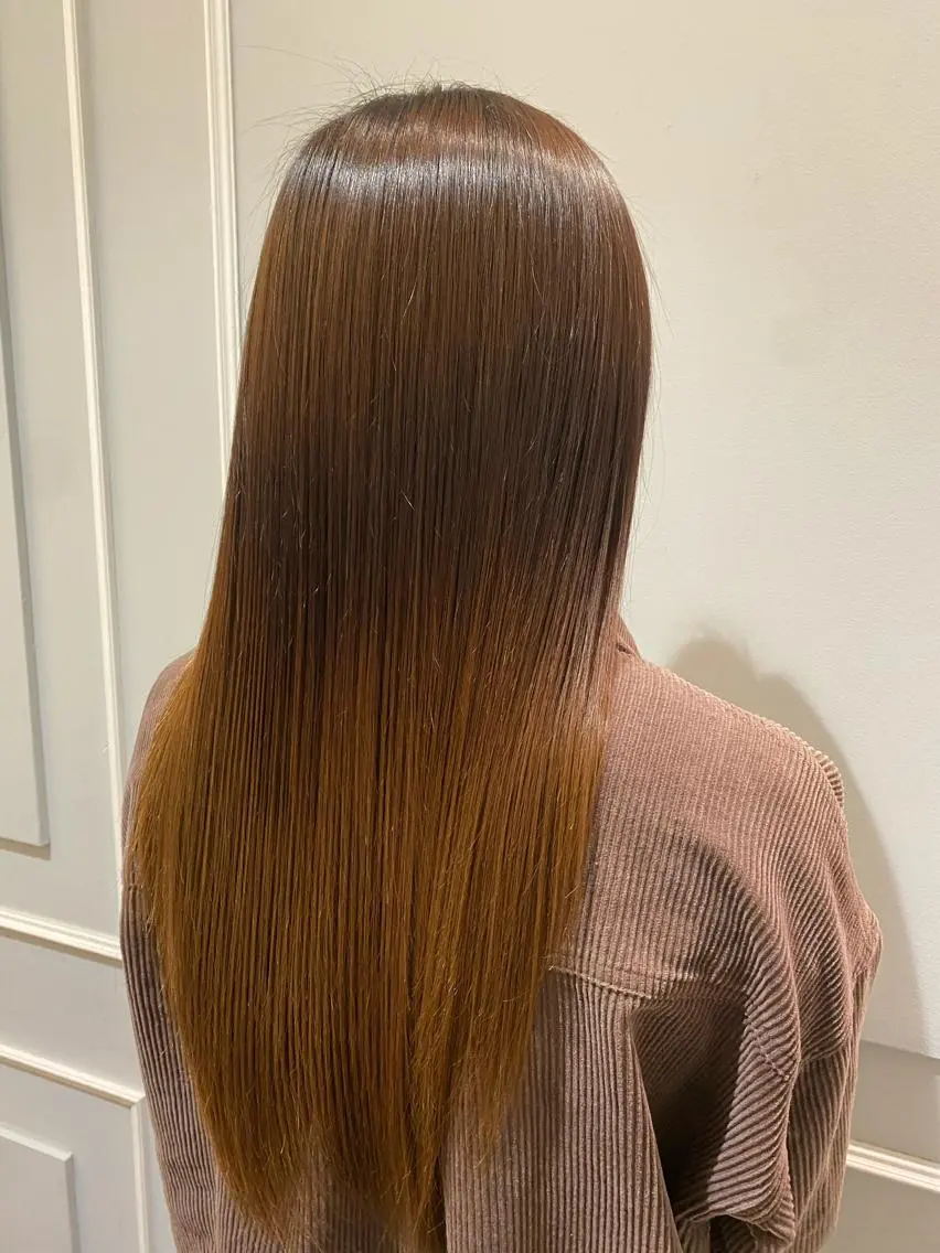 ロング 美髪矯正透明感カラー 江川　和輝のヘアスタイル