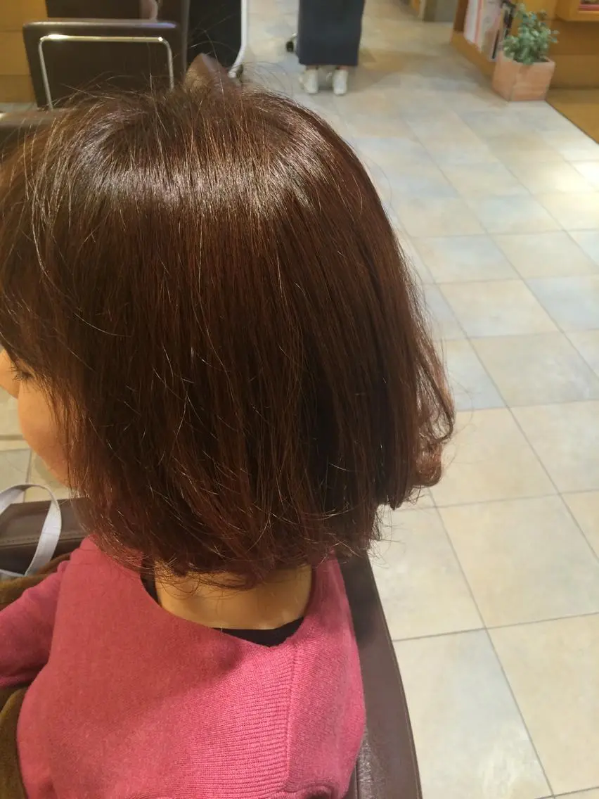 ミディアム カラー パーマ ベージュカラー ピンクカラー ピンクベージュ メンズパーマの巨匠 鈴木純のヘアスタイル