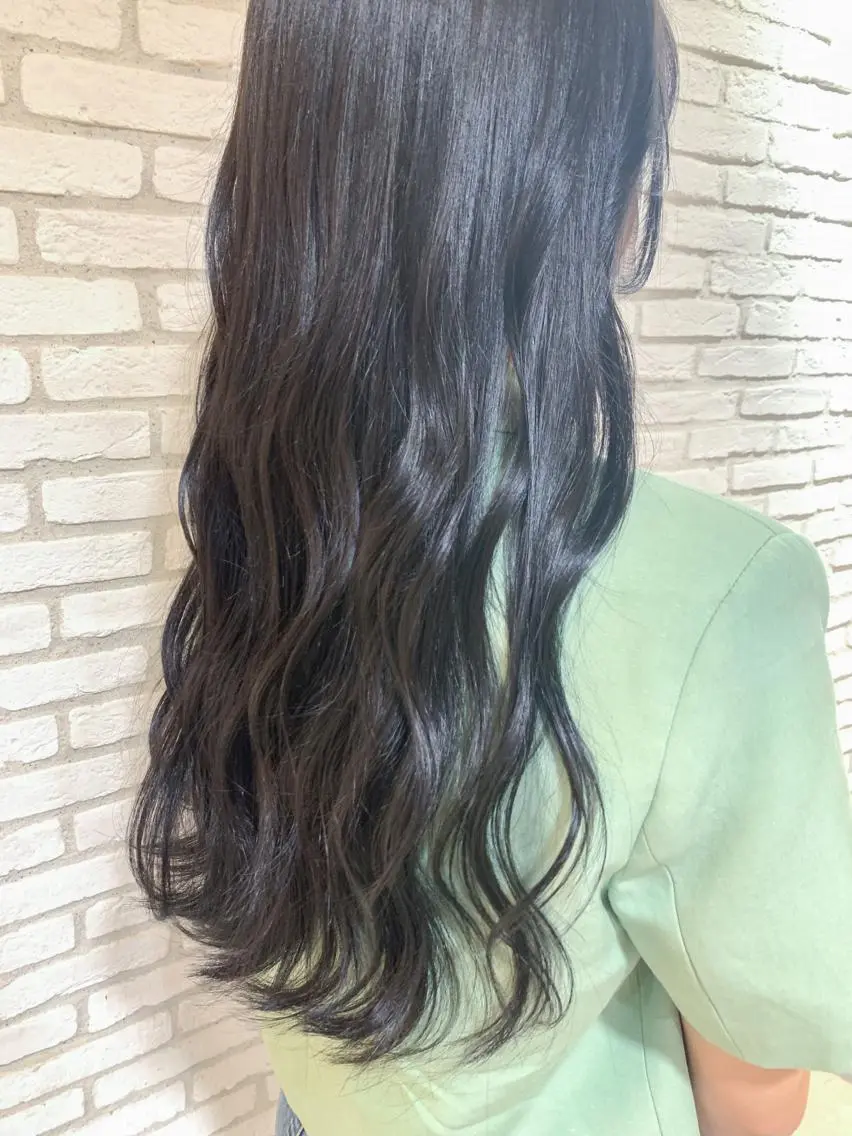 ロング カラー ヘアアレンジ 透明感カラー ヘアカラー トリートメント yuka .のヘアスタイル