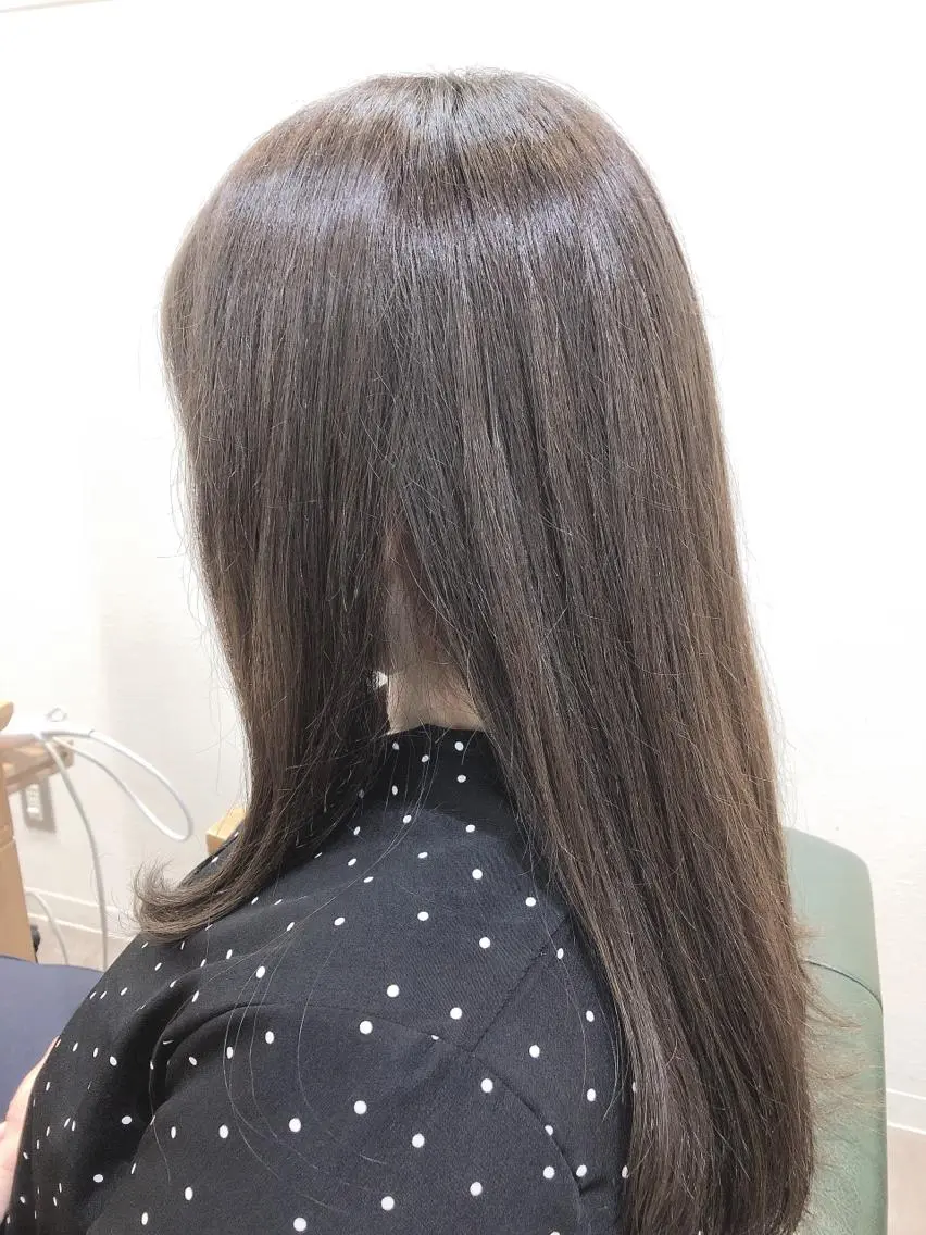 セミロング 髪質改善 トリートメント カット 縮毛矯正 トリートメント 菊池 貢平のヘアスタイル