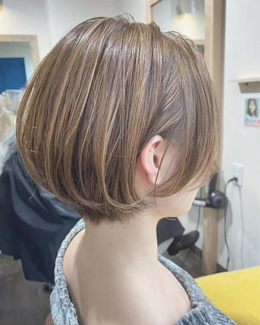 ショート カラー ヘアカラー トリートメント 🌈ショート/レイヤ ーカット/中村崇宏のヘアスタイル