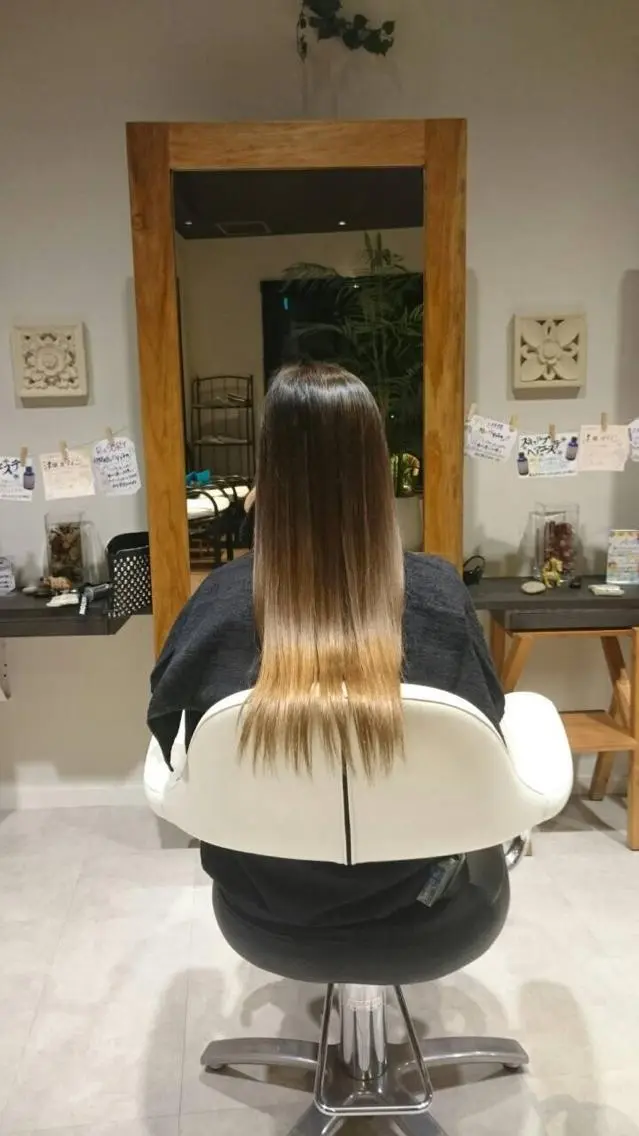 ロング カラー グラデーションカラー 美髪・艶髪特化美容師 RYOJIのヘアスタイル