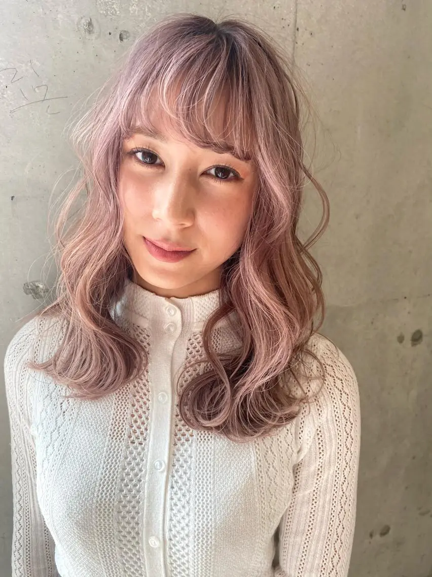 ミディアム カラー ヘアアレンジ パープルカラー カット ヘアカラー lani ブリーチ /ダブルカラーのヘアスタイル