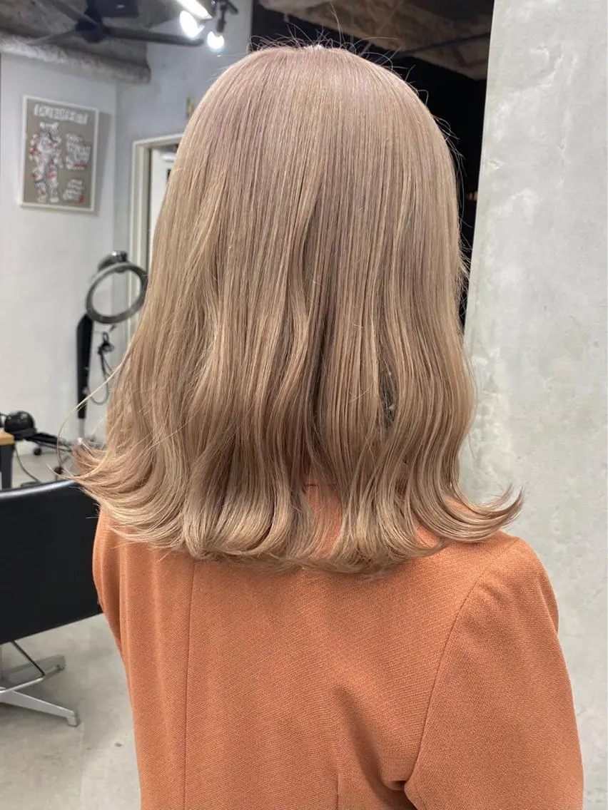 ロング カラー ヘアカラー トリートメント 韓国/ハイトーン/ ボブ🎀MIKU🎀のヘアスタイル