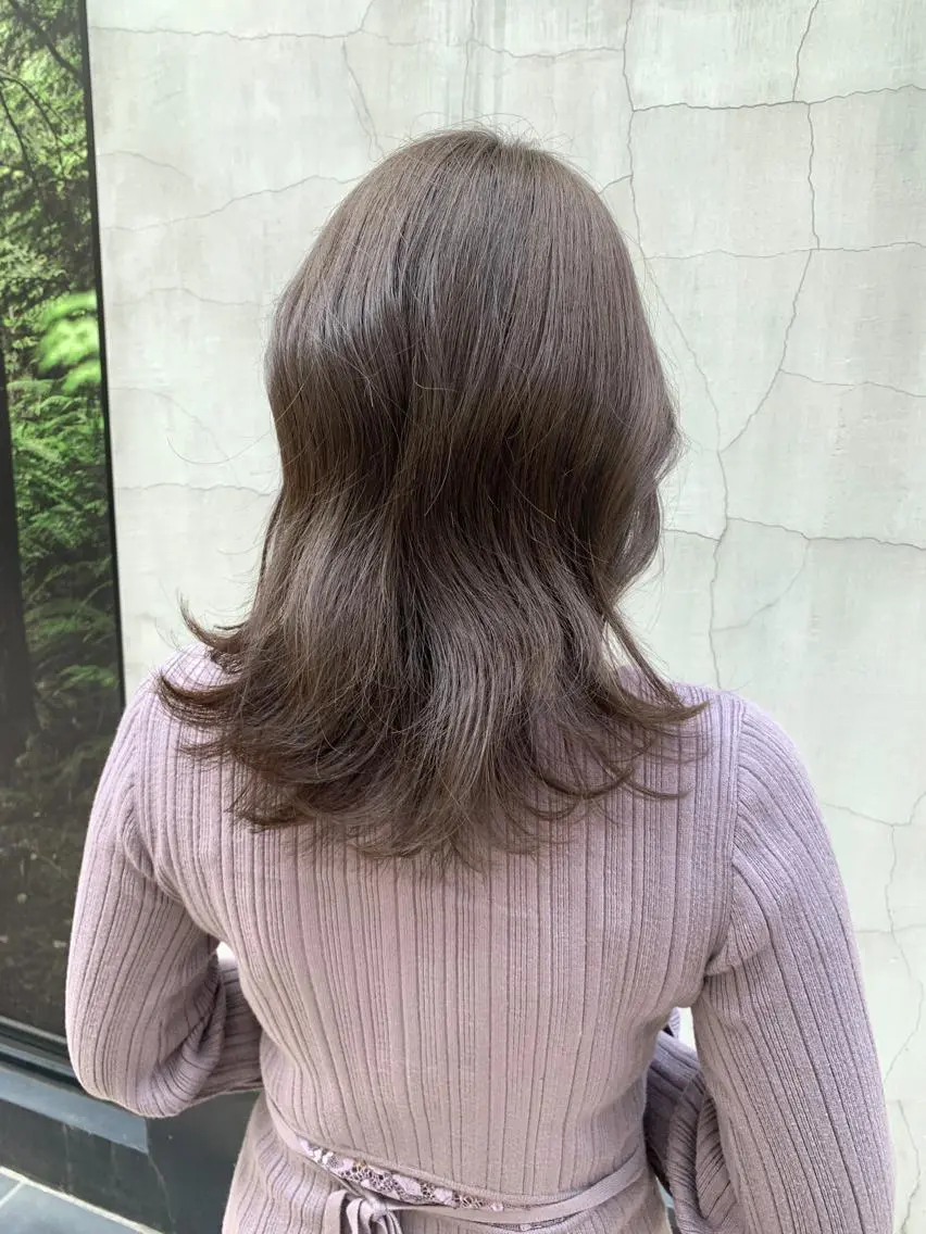 ミディアム カラー ヘアアレンジ カット ヘアカラー トリートメント yuka .のヘアスタイル