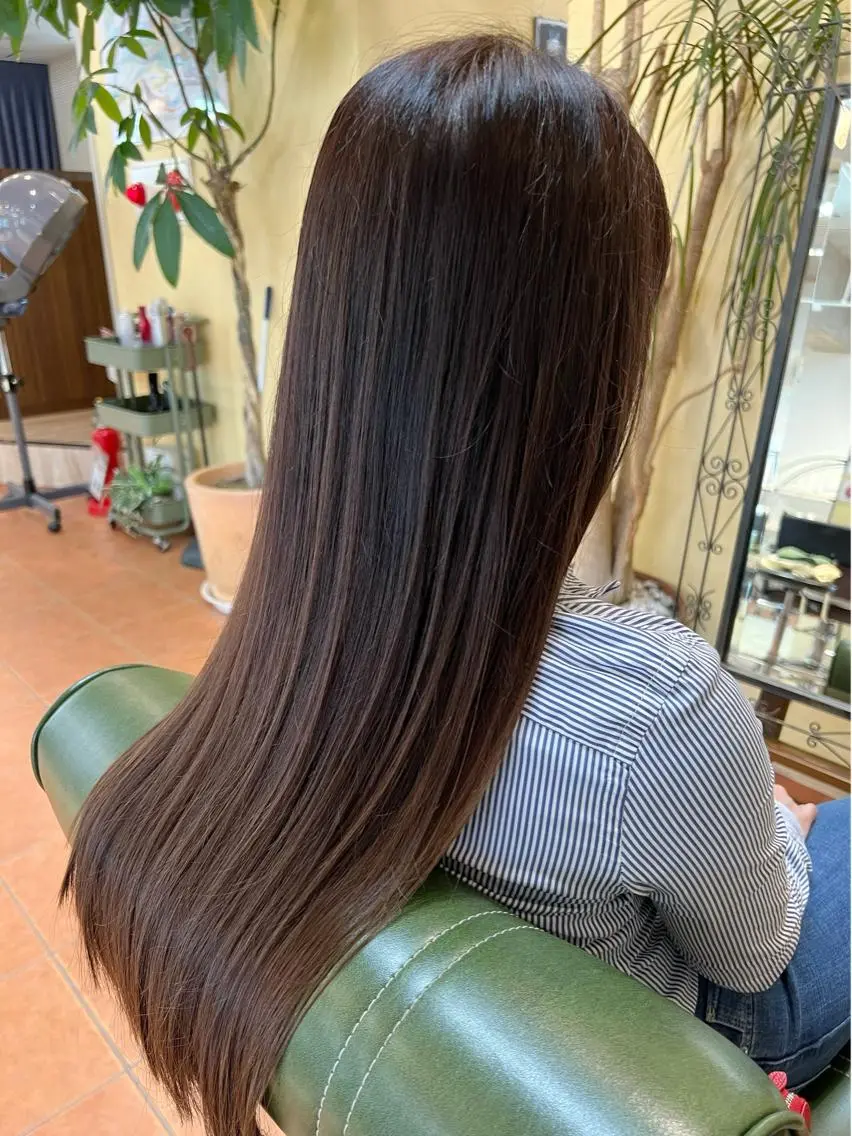 ロング カラー カット ヘアカラー トリートメント 石井 佑樹のヘアスタイル