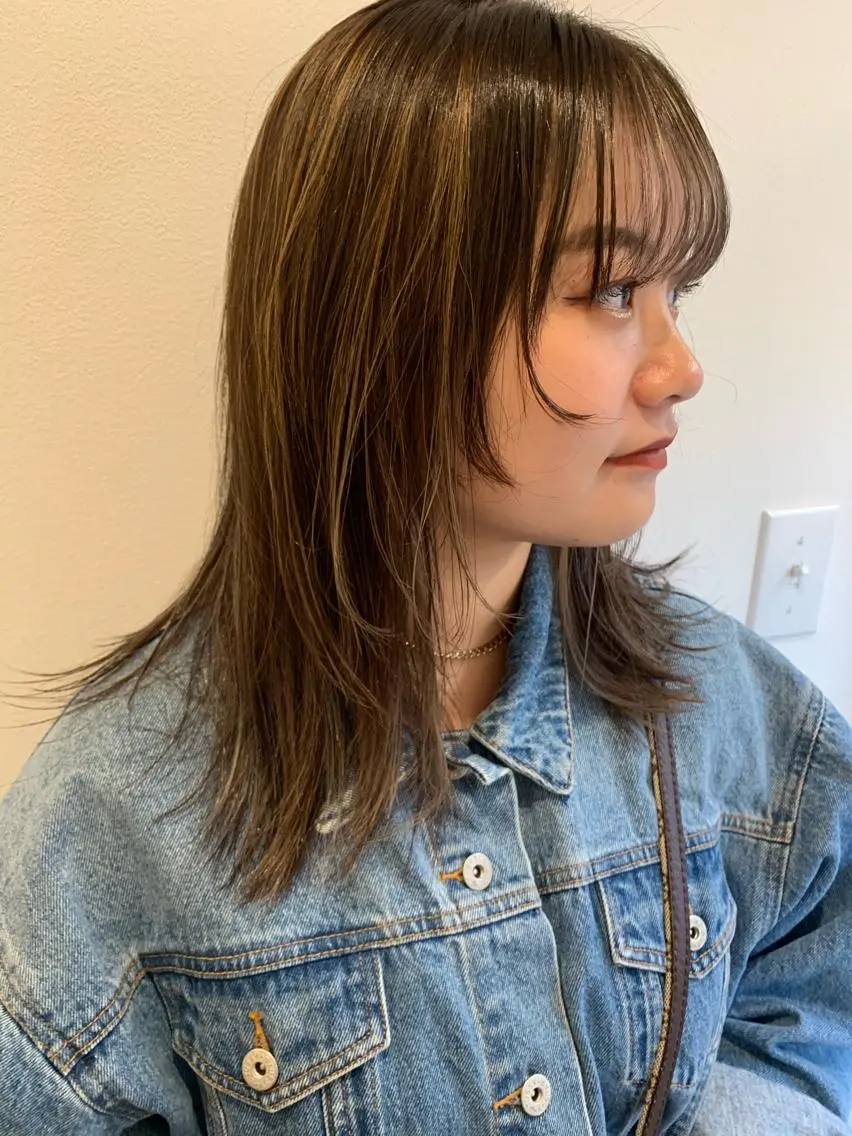 カラー ベージュカラー ブリーチ ダブルカラー ハイライトカラー ハイトーンカラー カット MARU パーマ/レイヤーのヘアスタイル