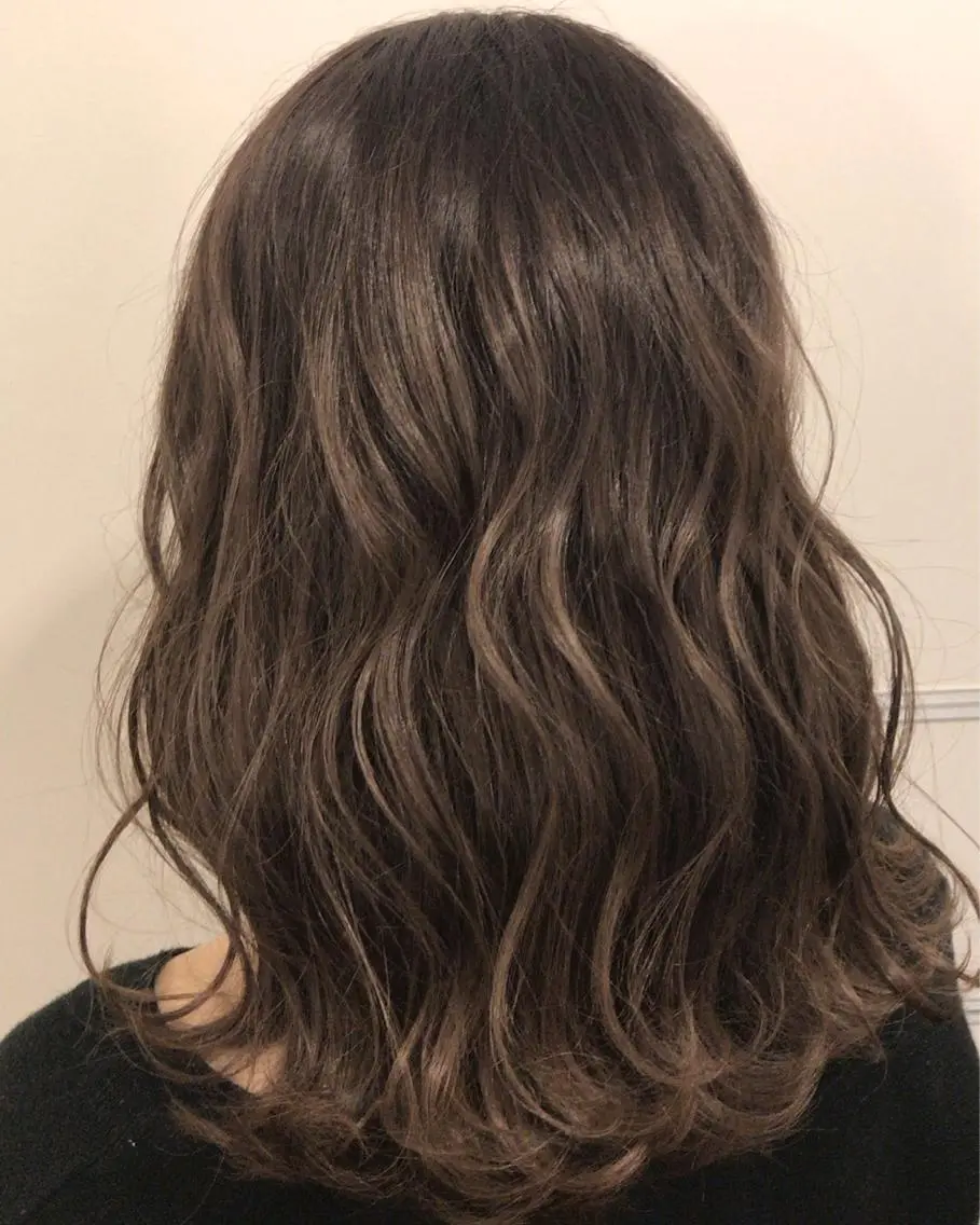 セミロング カラー アッシュ ベージュカラー カット ヘアカラー トリートメント Cecilhair セシルヘアー神戸元町のヘアスタイル