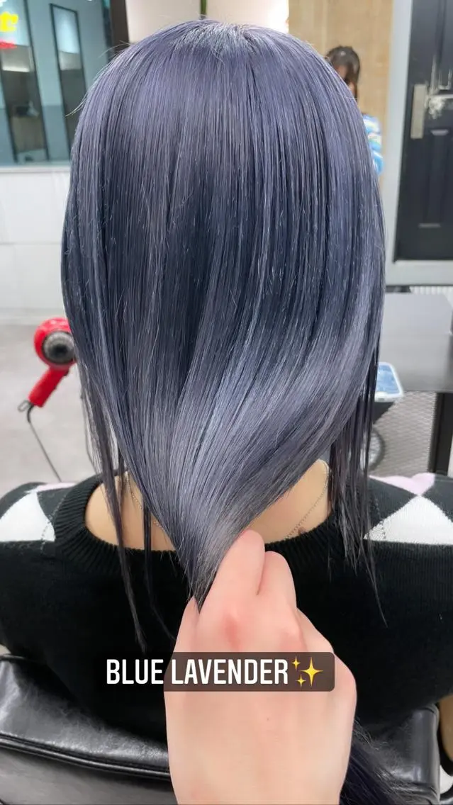 ミディアム カラー ブルーカラー ブルーラベンダー ラベンダーカラー ヘアカラー ツノダ ルカのヘアスタイル