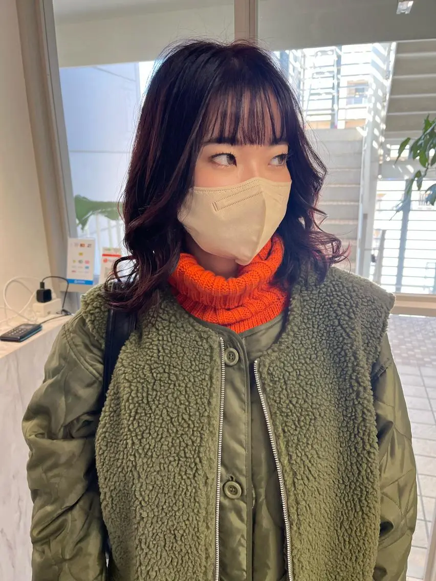 ミディアム カラー ヘアアレンジ 🫧umu.🫧韓国 /レイヤーカットのヘアスタイル