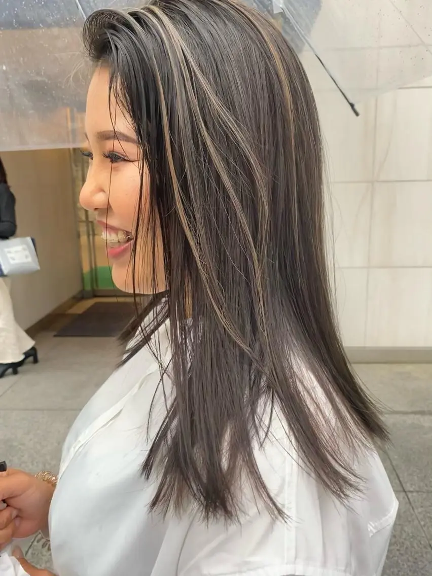 ロング デザインカラー/ボブ ブリーチカラー/ユリのヘアスタイル