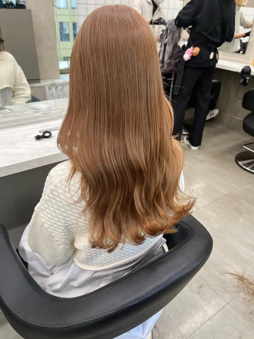 セミロング ヘアカラー トリートメント ヘッドスパ ヘアセット 寒色/ベージュヘア ブリーチありMiOのヘアスタイル