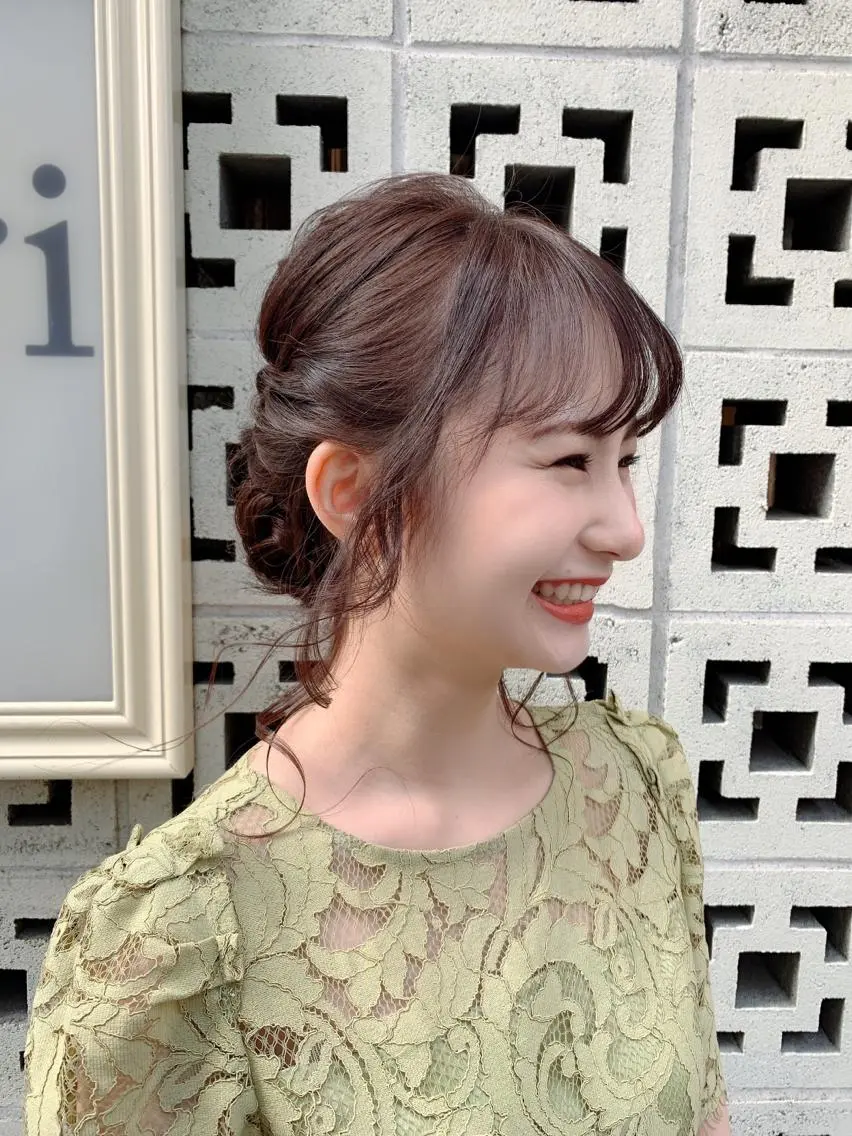 ロング ヘアセット ミルクティーベージュ ブリーチ 店長 清水のヘアスタイル