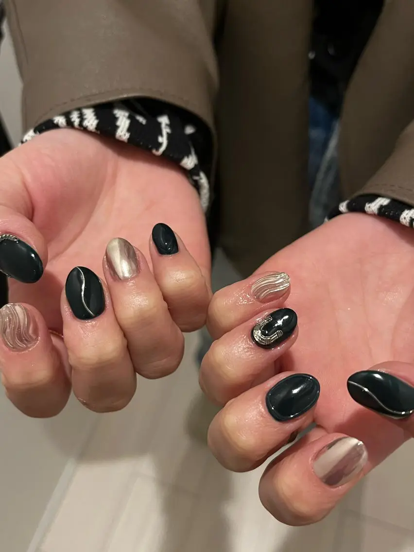 ネイル NORA nail UMEDA MAIのネイルデザイン