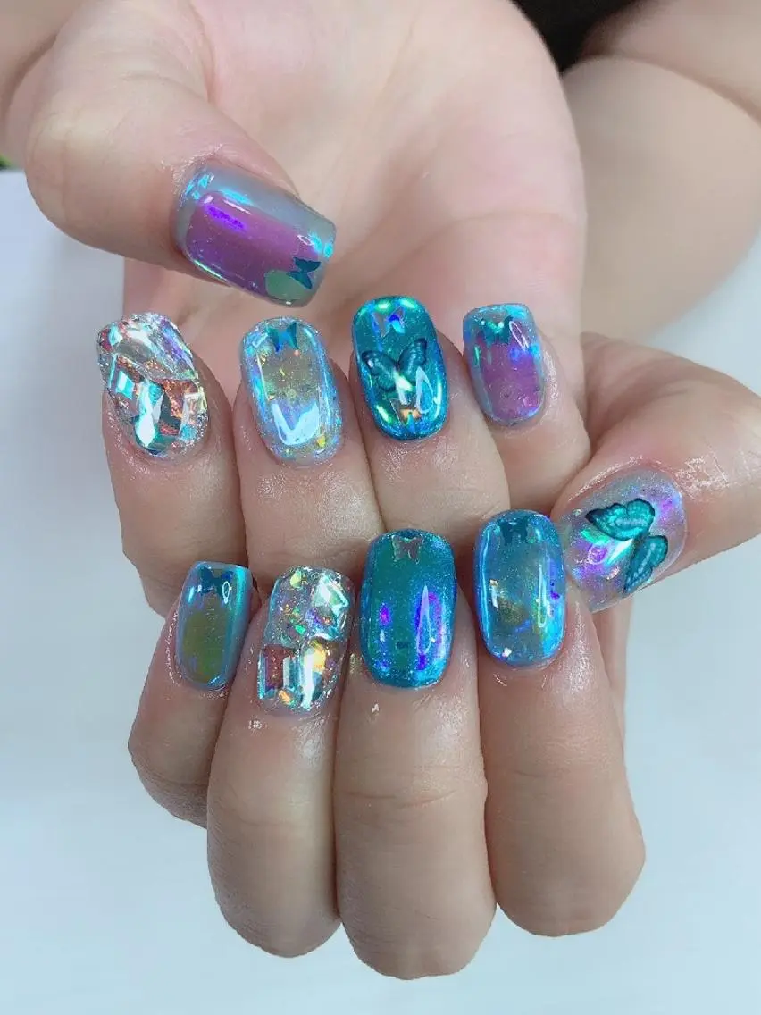ネイル . MAKI NAILのネイルデザイン