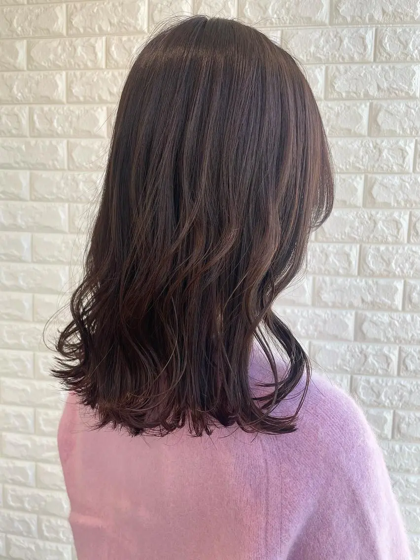 ミディアム カラー カット ヘアカラー トリートメント 山口 莉奈のヘアスタイル