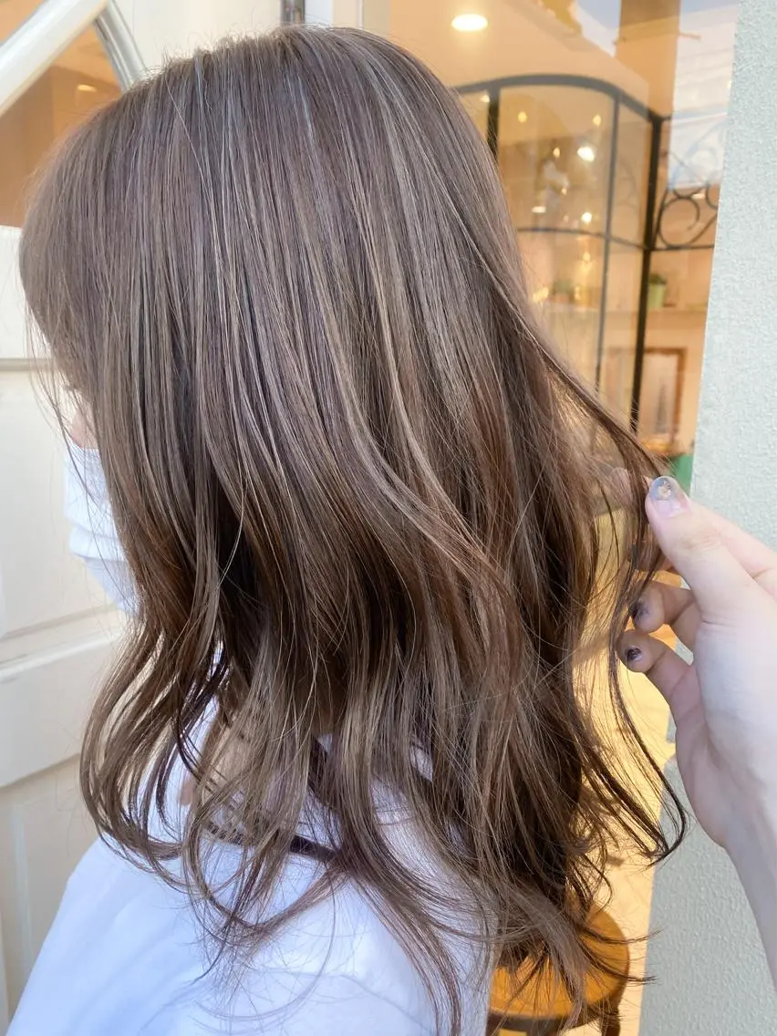 セミロング カラー ハイライトカラー ハイライト 韓国ヘア♡おくれ毛♡ ボブ♡sayakaのヘアスタイル