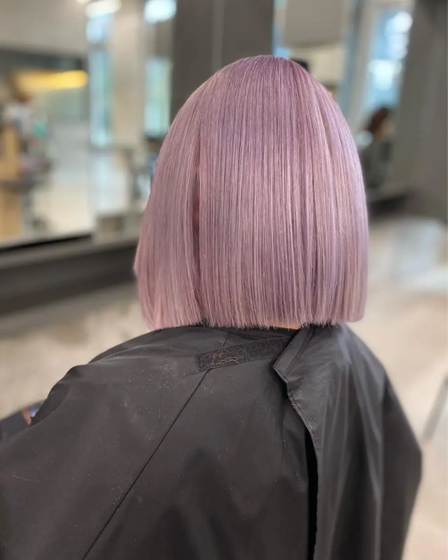 ミディアム カラー ヘアアレンジ ハイトーンカラー カット mina 🌷のヘアスタイル