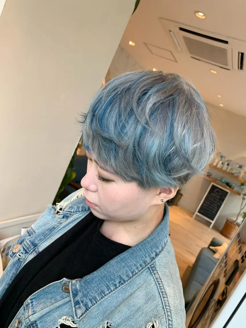 ショート カラー パーマ カット トリートメント 白髪ぼかしハイライト 柳川拓哉のヘアスタイル