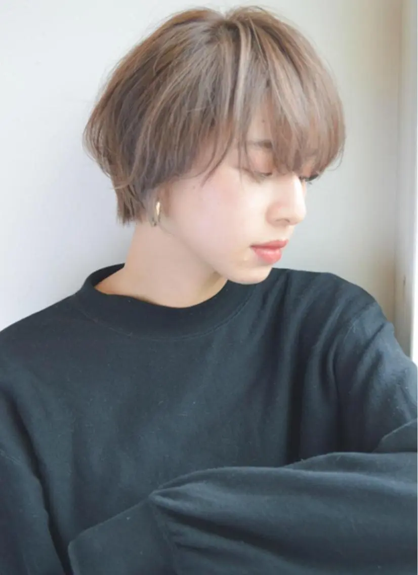 ショート ヌーベル ヴァーグのヘアスタイル