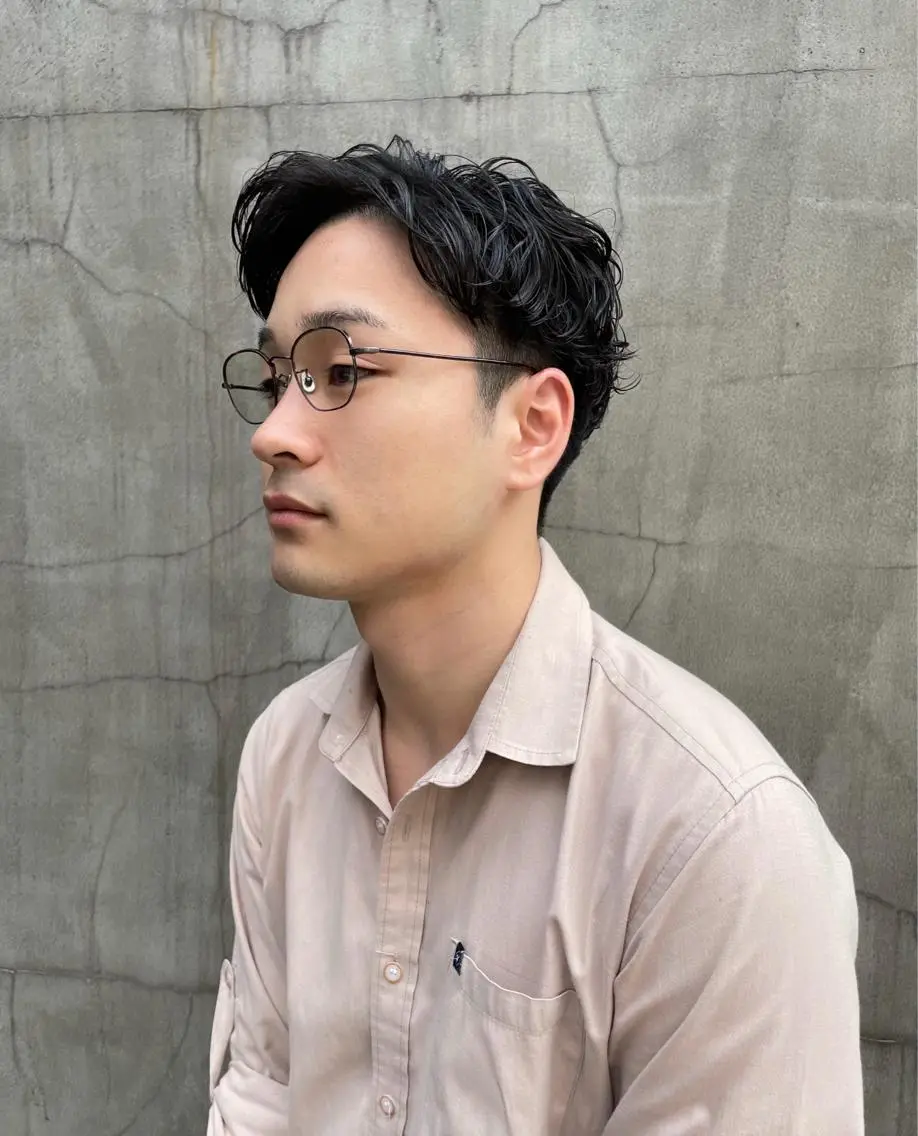 ショート カラー パーマ ヘアアレンジ メンズ くびれレイヤー/艶 カラー　MADOKAのヘアスタイル