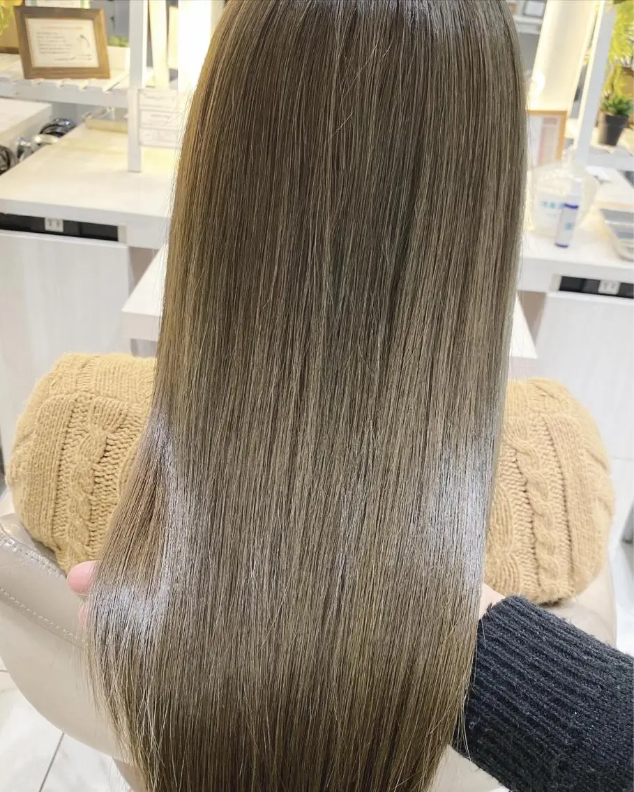 セミロング カラー 髪質改善 カット ヘアカラー トリートメント 山崎俊輔/髪質改善 /バレイヤージュのヘアスタイル