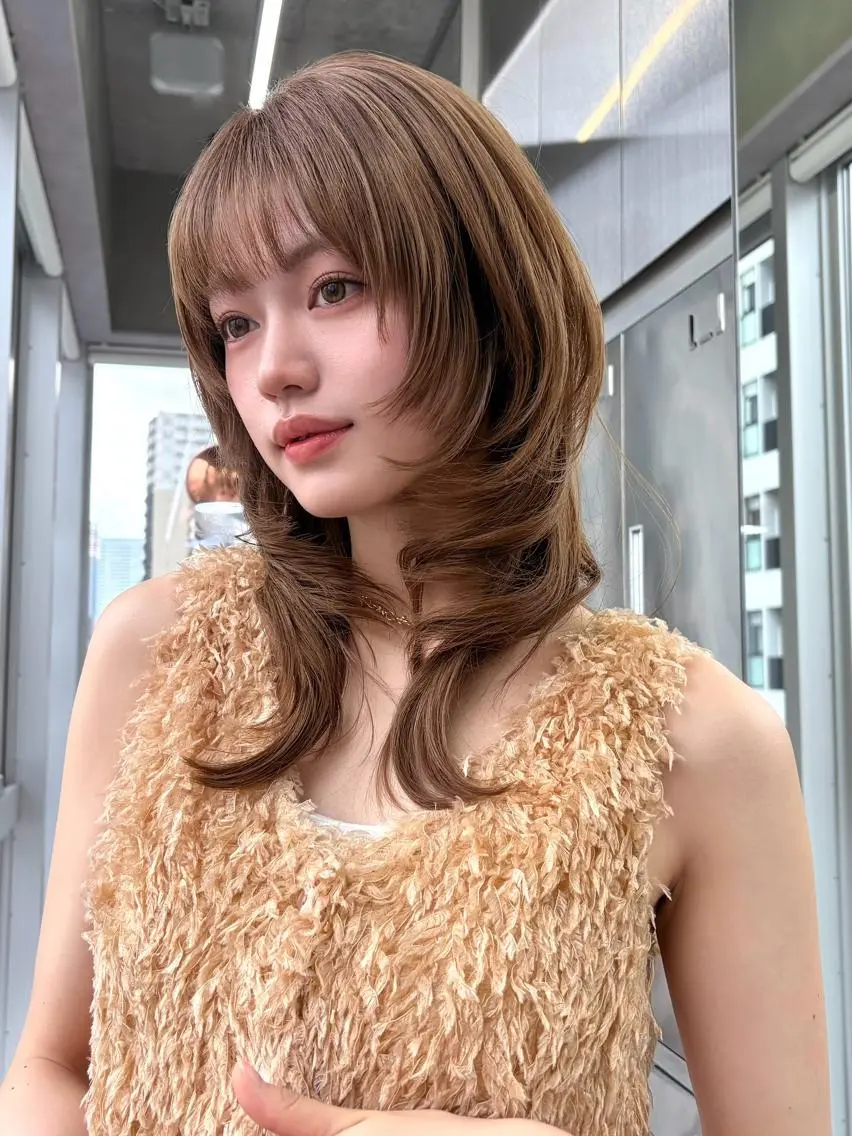ミディアム ミディアムレイヤー ハッシュカット 韓国風ヘア レイヤーカット 縮毛矯正 GLROW 大宮のヘアスタイル