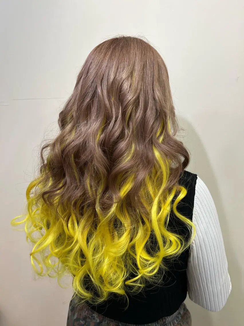 ロング カラー ヘアカラー エクステ WEST OLAND 安藤のヘアスタイル