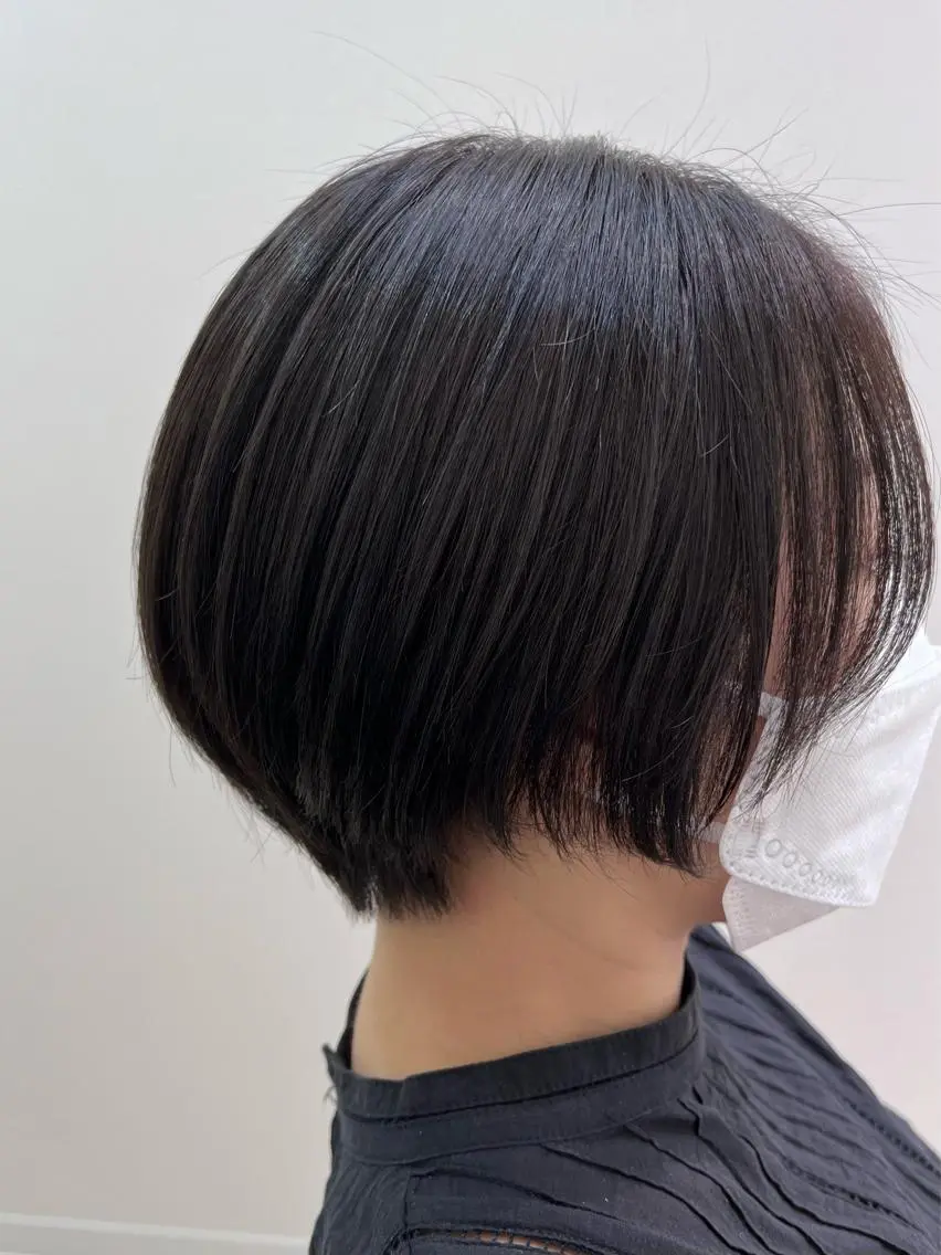 ショート カット ヘアカラー トリートメント 暗髪/艶髪/Ono .のヘアスタイル