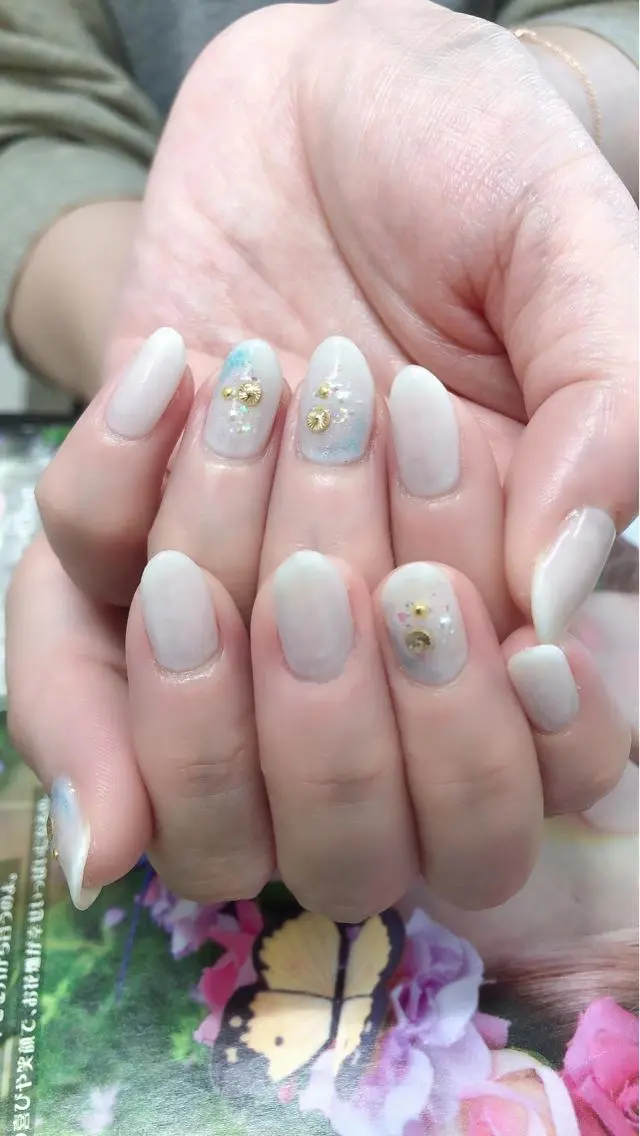 ネイル MoonNail ユリ🌸のネイルデザイン