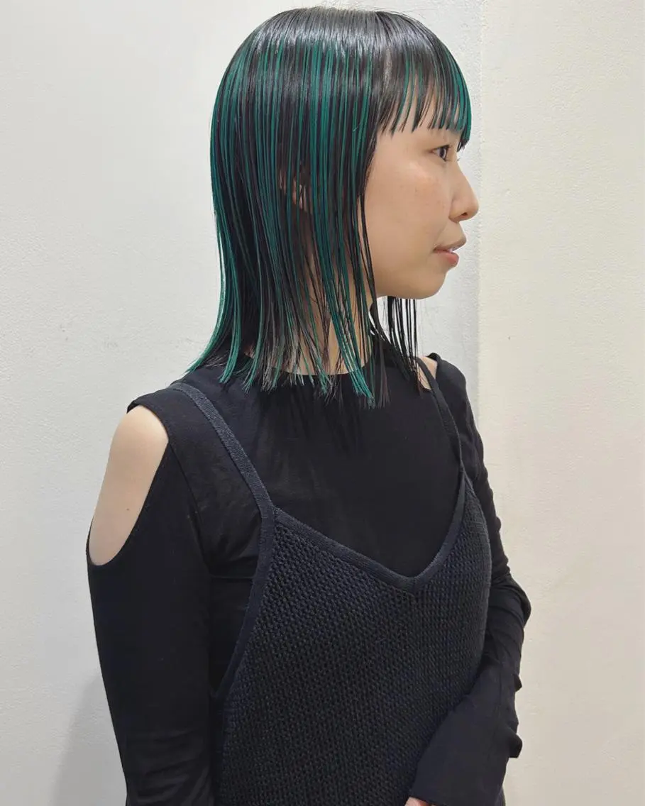 ミディアム カラー ブリーチ カット ヘアカラー トリートメント 村上雅人 ナチュラルモードのヘアスタイル