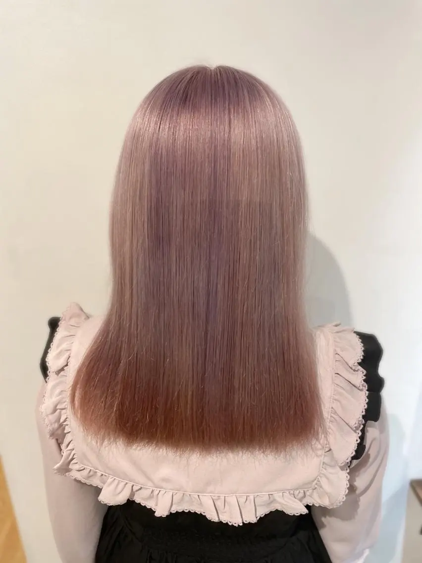 ロング カラー ブリーチ ラベンダーカラー ヘアカラー トリートメント ヘアアレンジ にいた かづしげのヘアスタイル