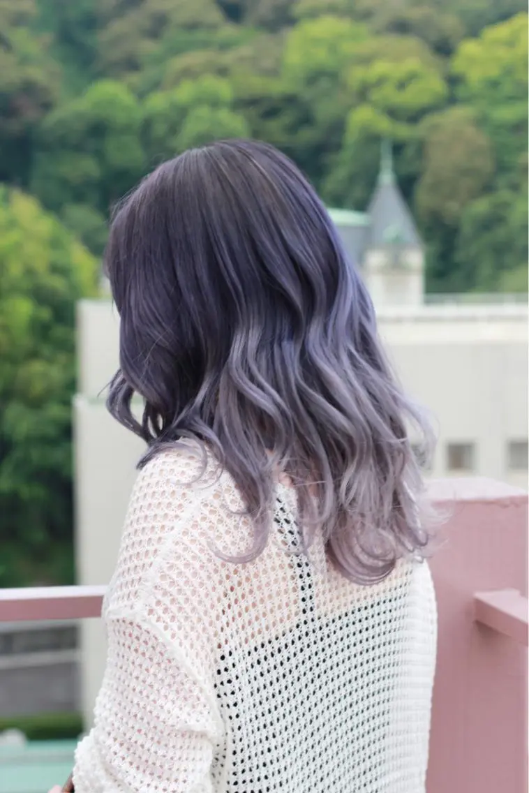 セミロング カラー グラデーションカラー ラベンダーカラー ヘアカラー Viage （ビアージュ）のヘアスタイル