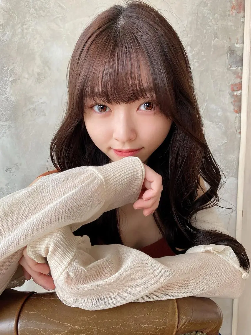 ロング カラー ブラウンカラー ショコラブラウン 顔周りカット ロング 顔周り/くびれヘア 韓国ヘア💕風間るなのヘアスタイル