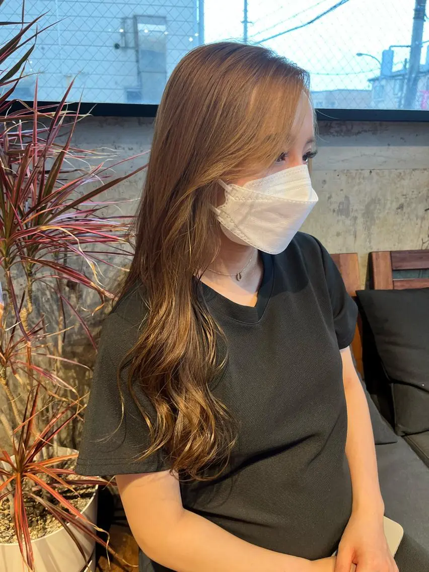 ロング カット ヘアカラー N° Elune MIYUUのヘアスタイル