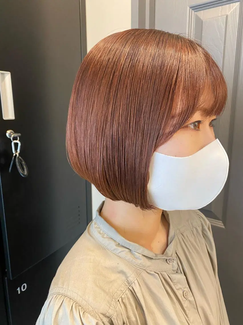 ショート カラー 切りっぱなしボブ ボブ louwe 武藤幸世のヘアスタイル